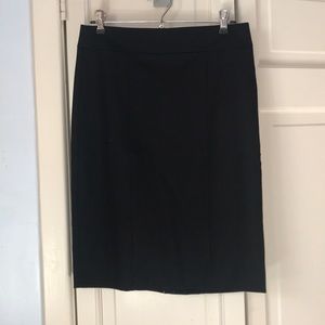 Ann Taylor black pencil skirt size 2